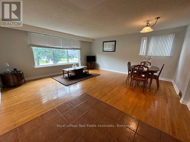 13 Edwin Drive, Brampton, ON, L6Y 1A2 - 3