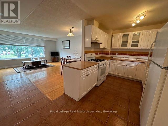 13 Edwin Drive, Brampton, ON, L6Y 1A2 - 4