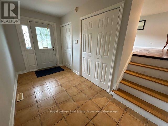 13 Edwin Drive, Brampton, ON, L6Y 1A2 - 2