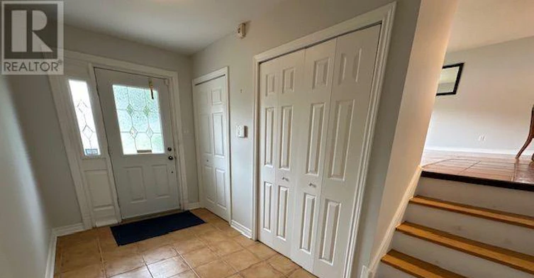13 Edwin Drive, Brampton, ON, L6Y 1A2 - 2