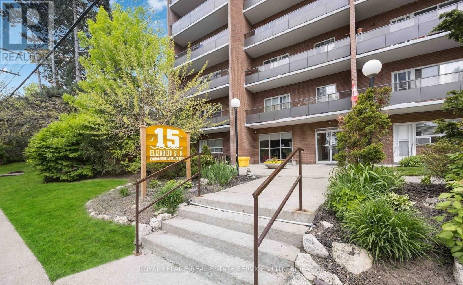 203-15 Elizabeth Street N, Mississauga, ON, L5G 2Z3