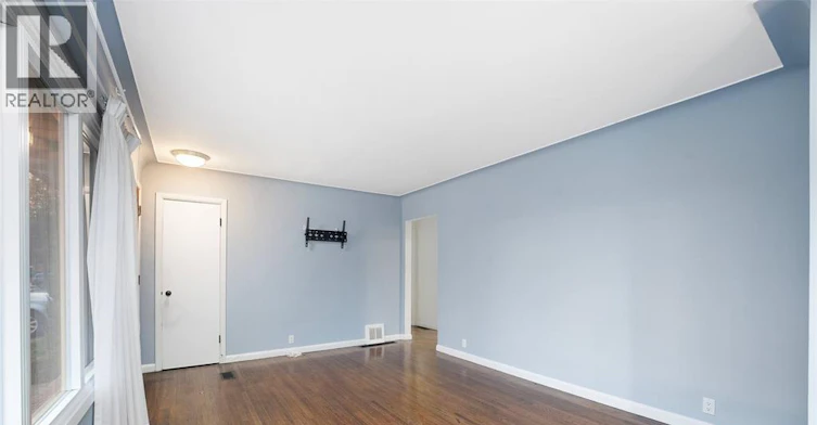 MAIN-3300 Mark, Windsor, ON, N9E 2X1 - 8