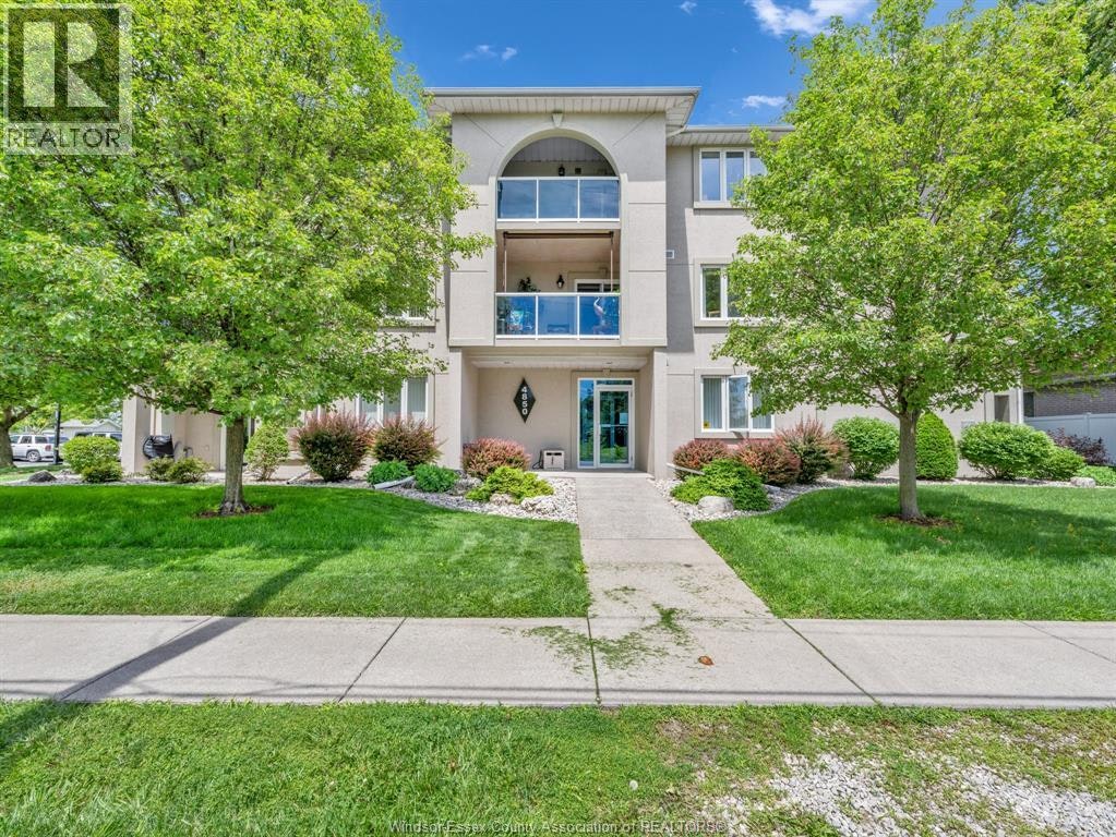 202-4850 Grand Boulevard, Windsor, ON, N8T 3K5