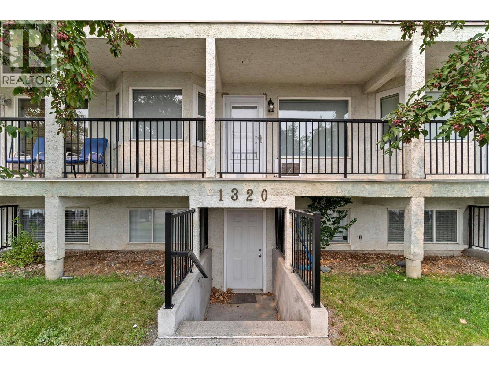 4-1320 Selkirk Avenue, Kamloops, BC, V2B 1V7