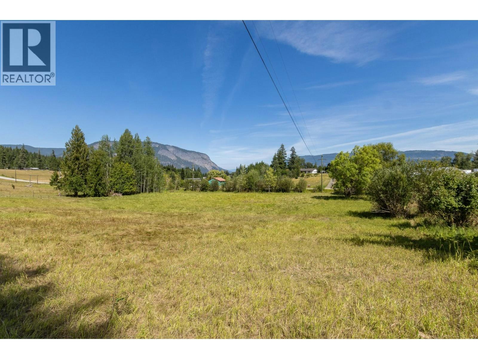 6061 NW 40 Street, Salmon Arm, BC, V1E 4M2