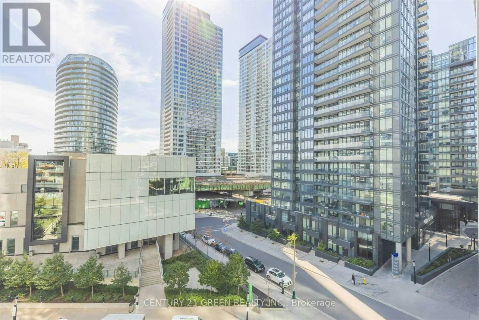 705-85 Queens Wharf Road, Toronto, ON, M5V 0J9 - 2