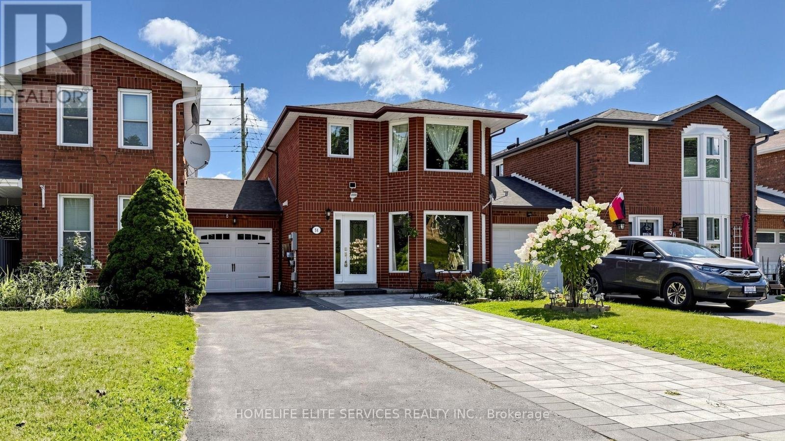 54 Fearn Crescent, Ajax, ON, L1S 5L4