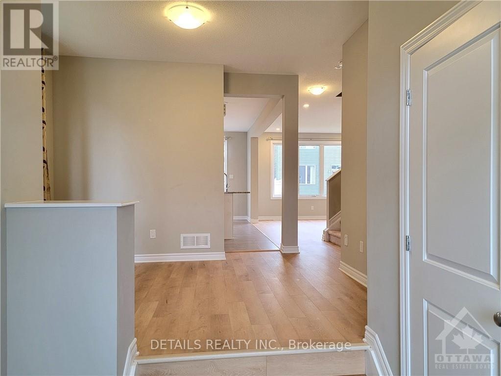 251 Saddleback Crescent, Ottawa, ON, K2T 0K8 - 3