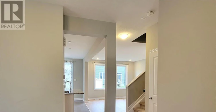 251 Saddleback Crescent, Ottawa, ON, K2T 0K8 - 6