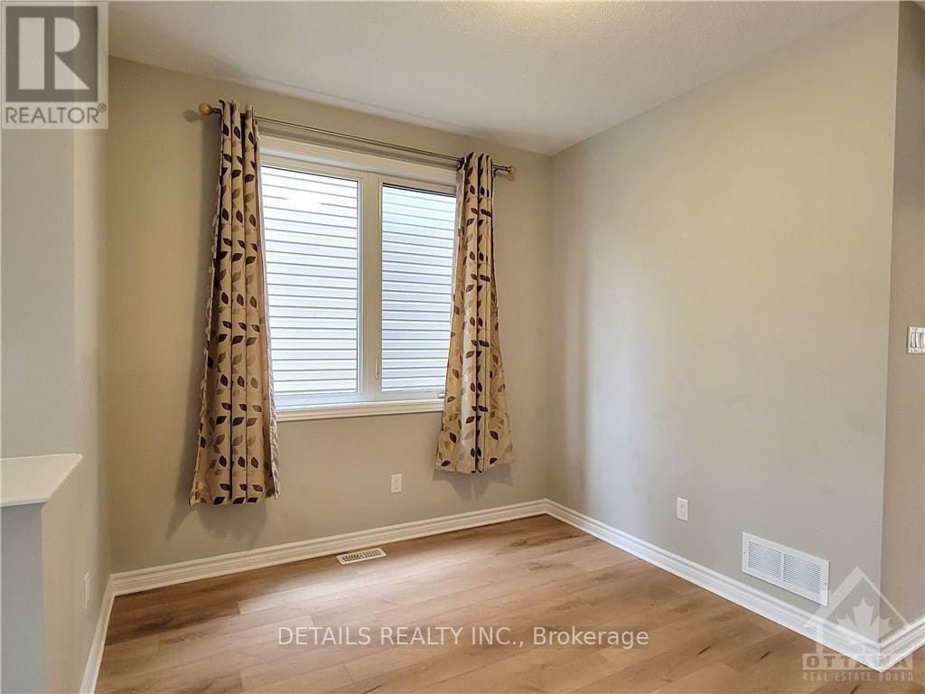251 Saddleback Crescent, Ottawa, ON, K2T 0K8 - 5