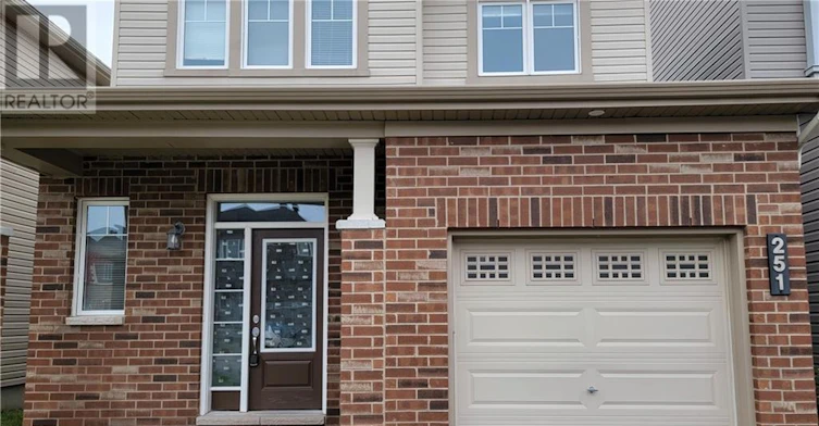 251 Saddleback Crescent, Ottawa, ON, K2T 0K8 - 2
