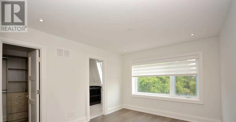 14B Pine Avenue N, Mississauga, ON, L5H 2P8 - 24