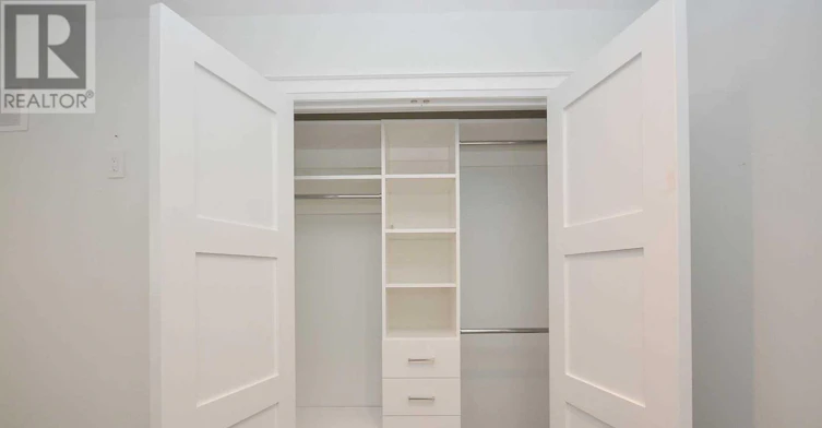 14B Pine Avenue N, Mississauga, ON, L5H 2P8 - 22