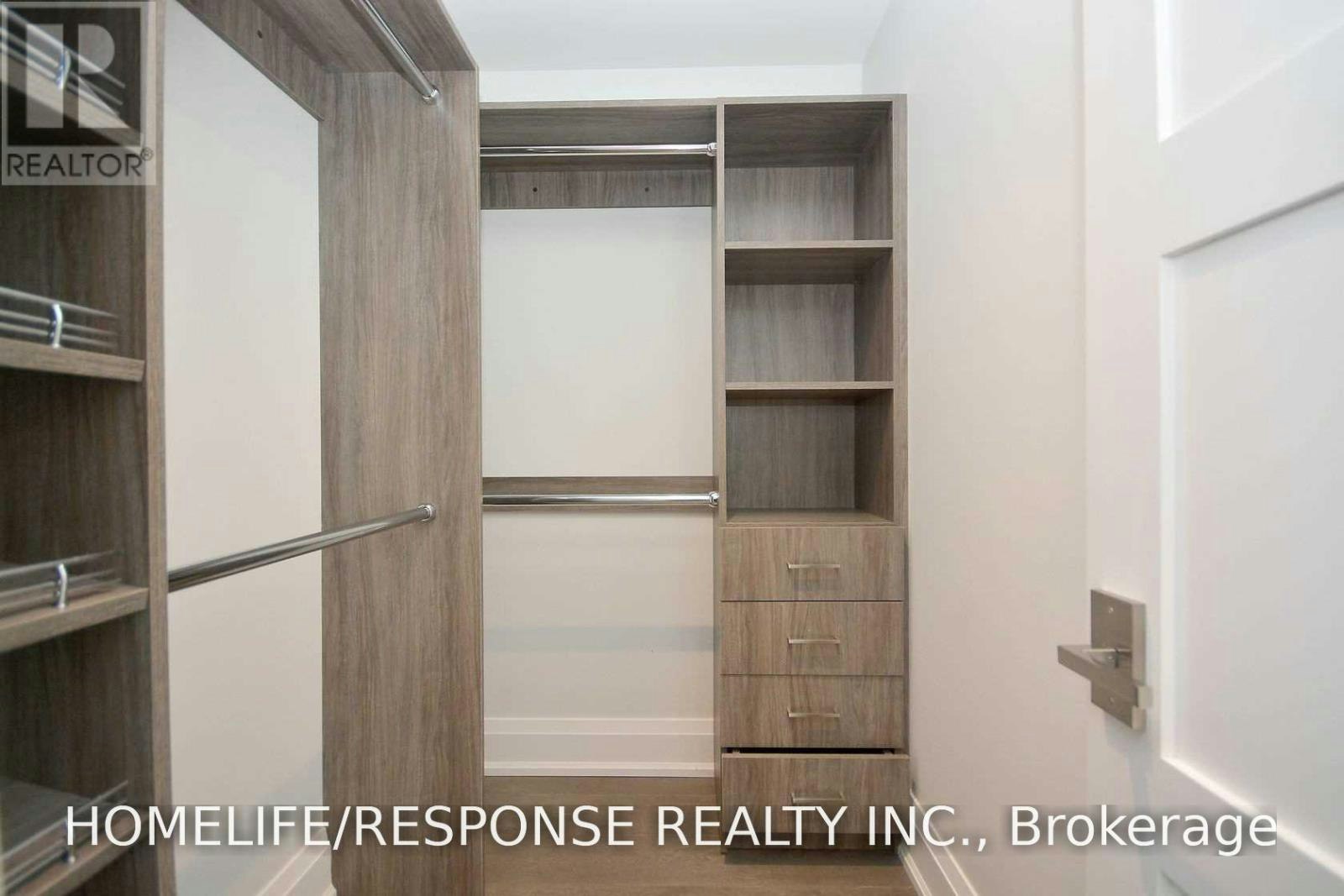 14B Pine Avenue N, Mississauga, ON, L5H 2P8 - 28