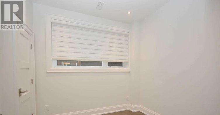 14B Pine Avenue N, Mississauga, ON, L5H 2P8 - 32