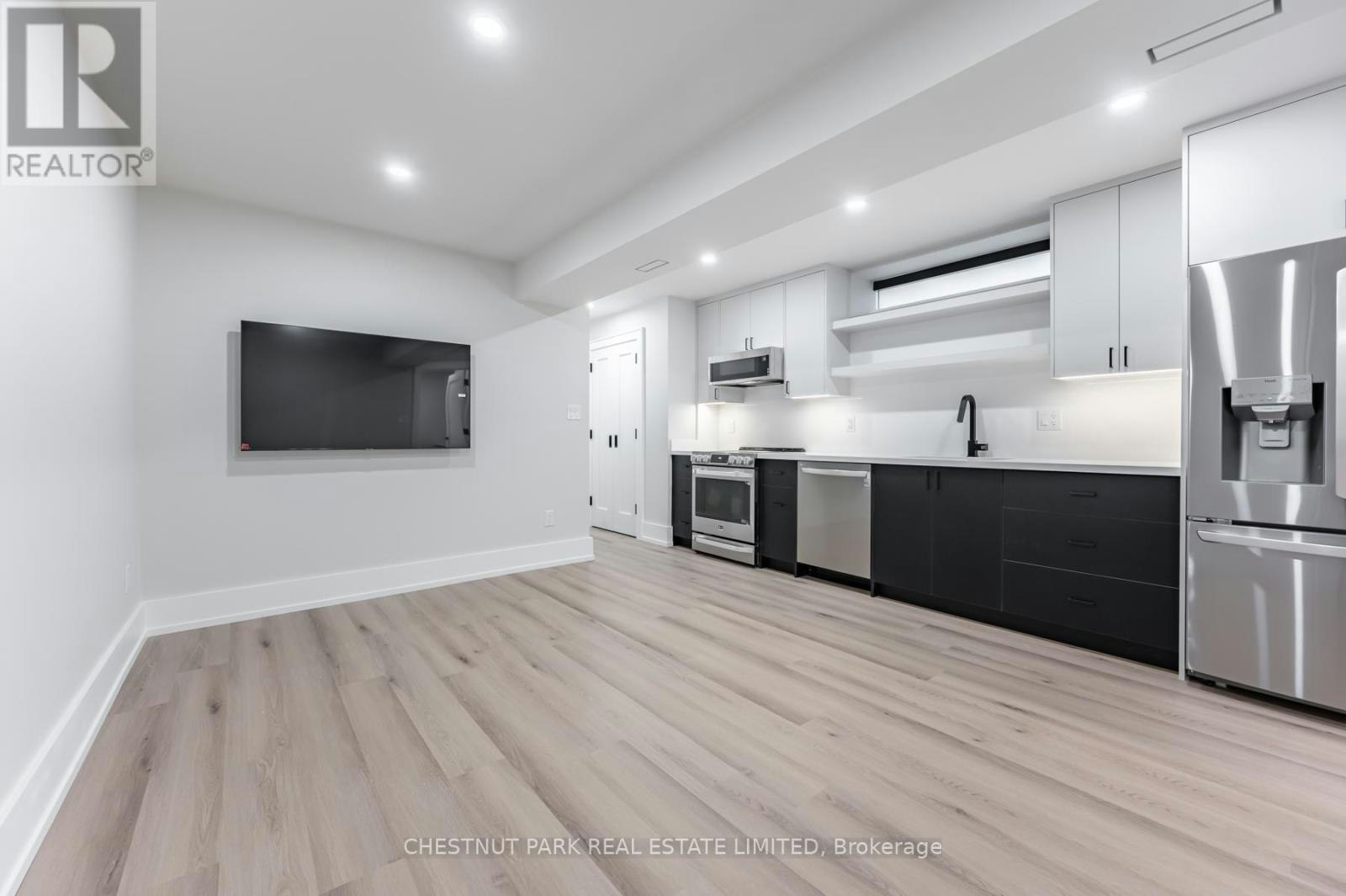 LOWER-594 Concord Avenue, Toronto, ON, M6H 2R1 - 8