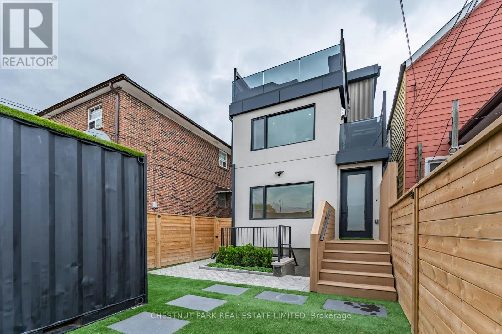 LOWER-594 Concord Avenue, Toronto, ON, M6H 2R1 - 26