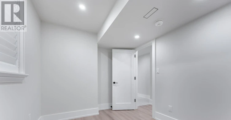 LOWER-594 Concord Avenue, Toronto, ON, M6H 2R1 - 19