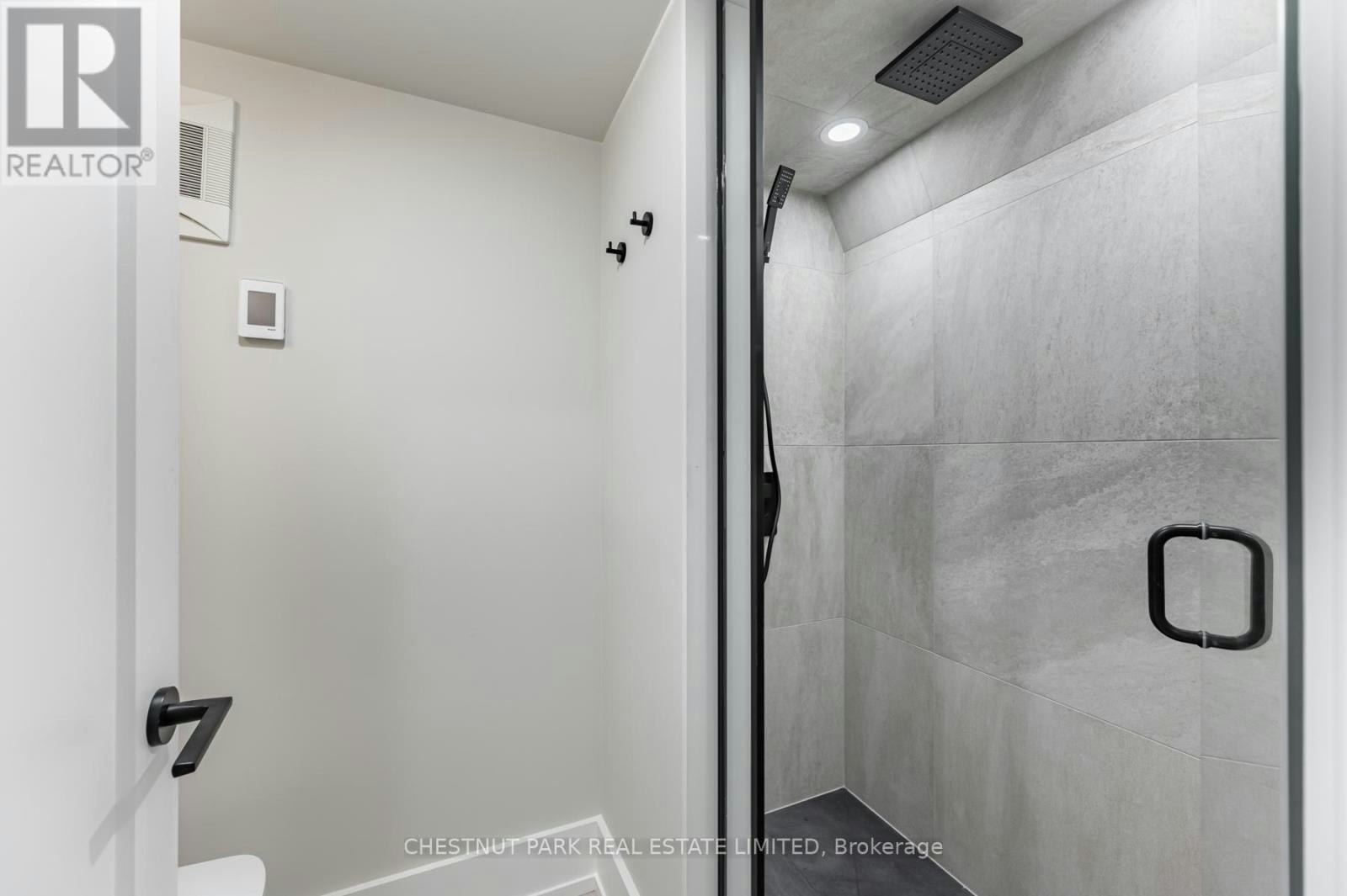 LOWER-594 Concord Avenue, Toronto, ON, M6H 2R1 - 20