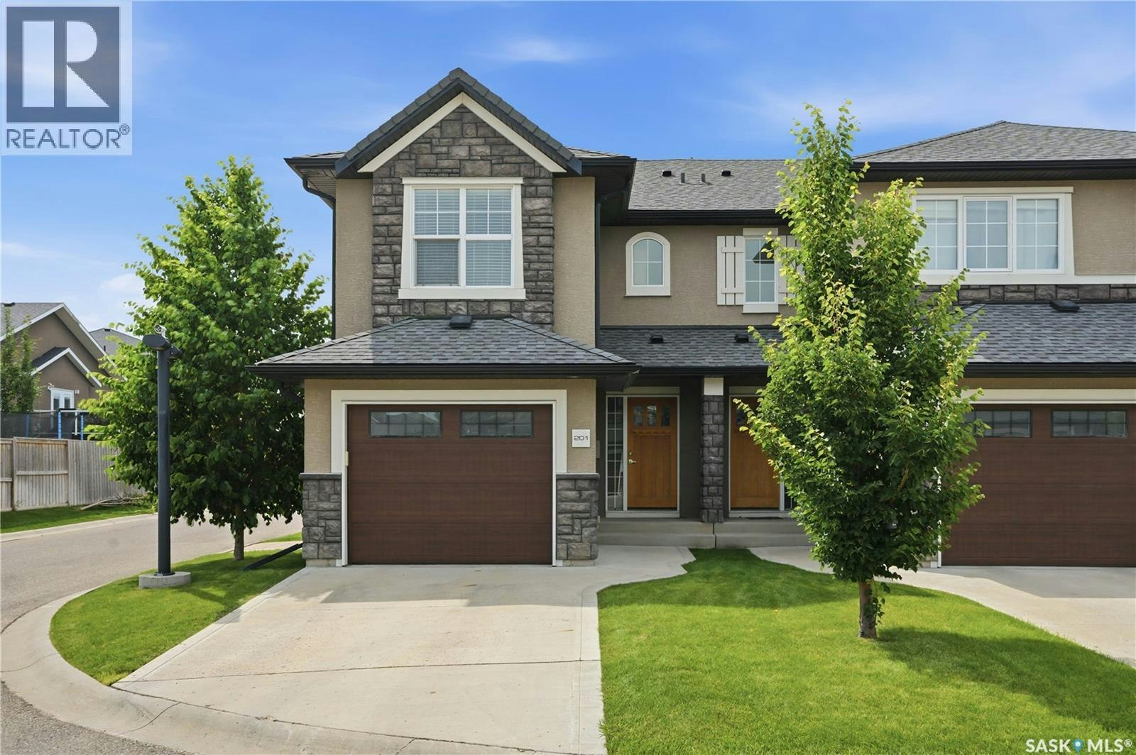 201-2007 Pohorecky Crescent, Saskatoon, SK, S7W 0V3