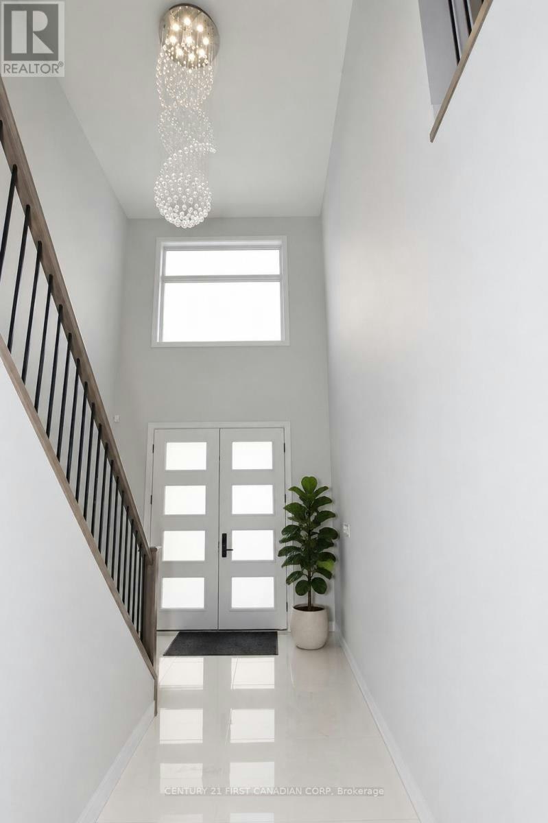 1300 Twilite Boulevard, London, ON, N6G 0X8 - 3