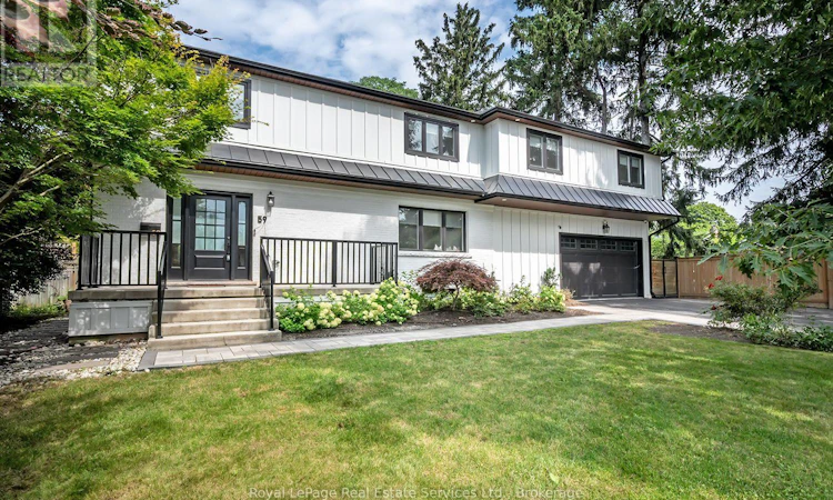 59 Fairwood Place E