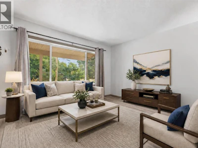 7-3807 32 Avenue - 3