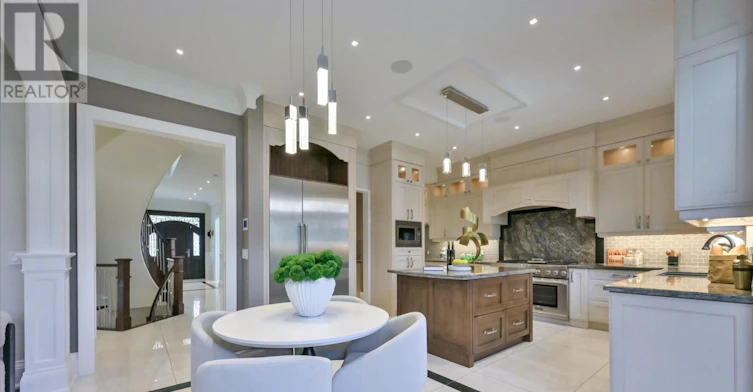 38A Doverwood Court, Toronto, ON, M2M 2G8 - 7
