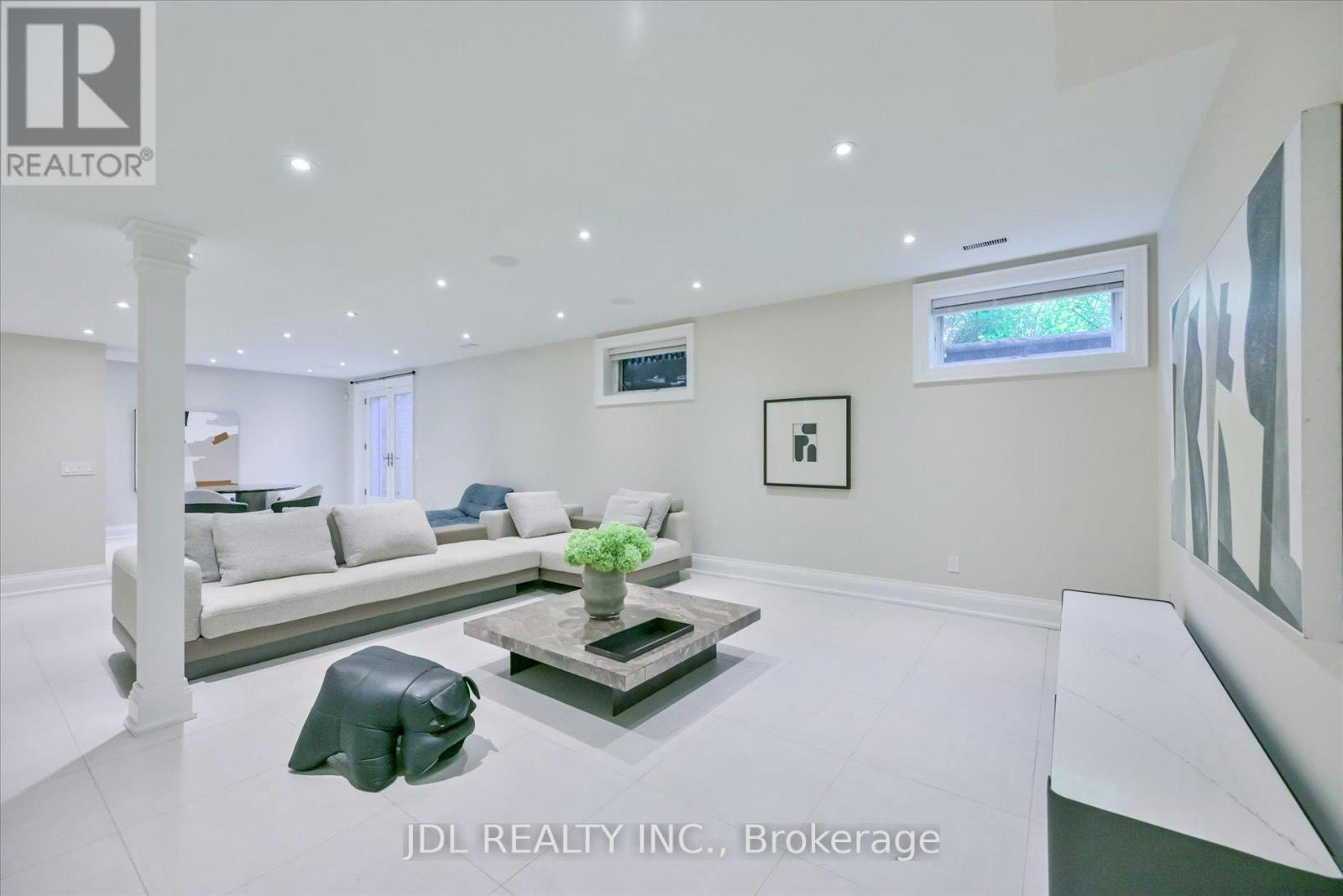 38A Doverwood Court, Toronto, ON, M2M 2G8 - 41
