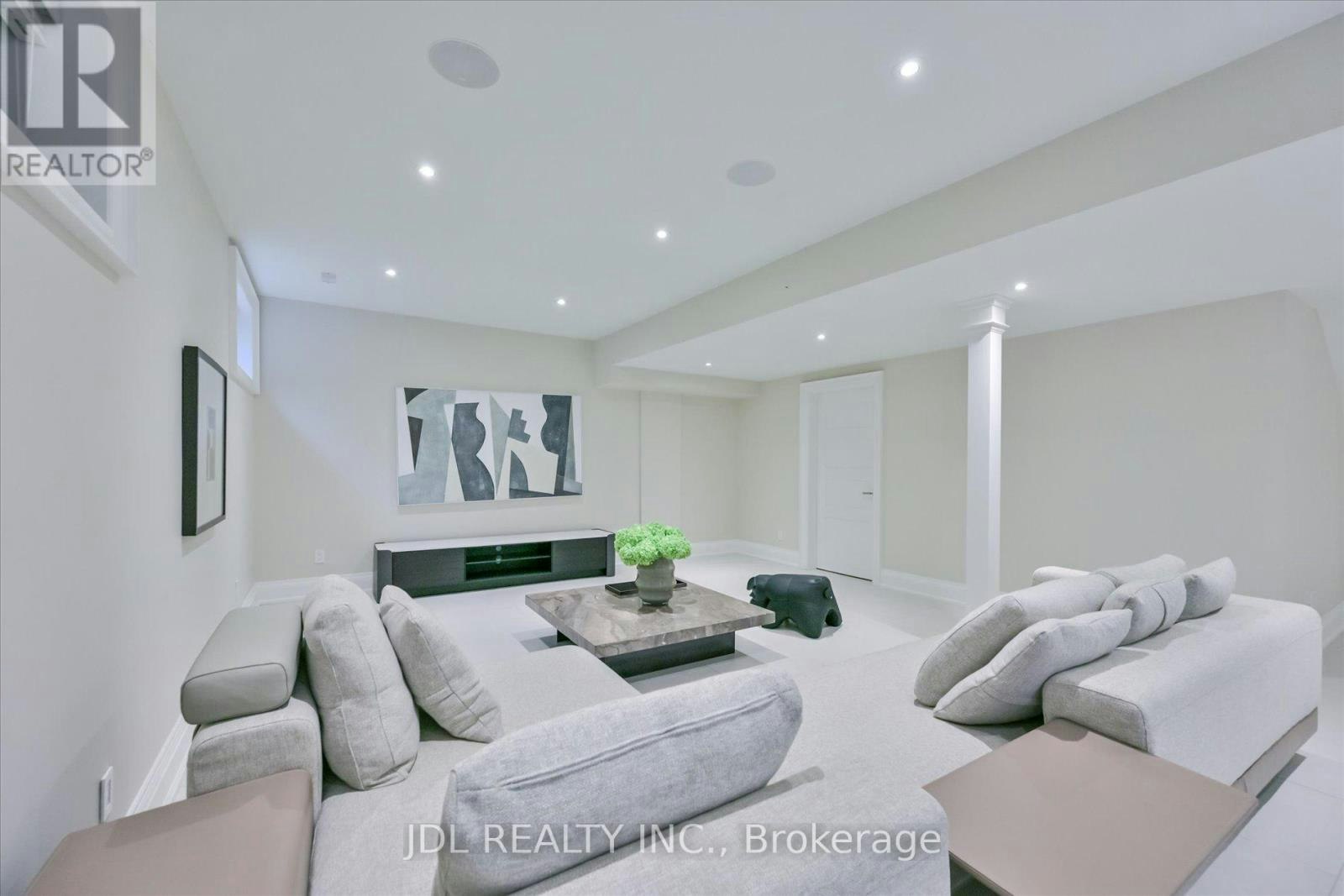 38A Doverwood Court, Toronto, ON, M2M 2G8 - 42