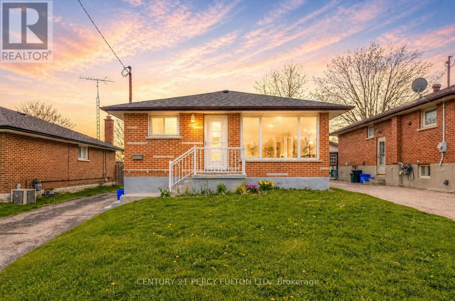 381 Conant Street, Oshawa, ON, L1H 3S8
