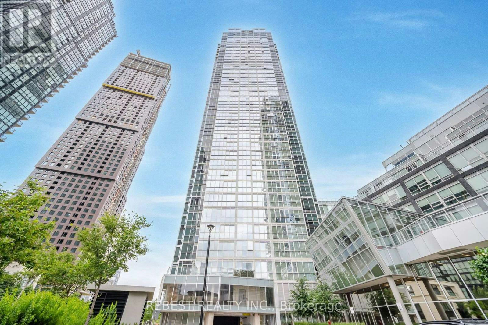 502-2916 7 Highway Road, Vaughan, ON, L4K 0K6