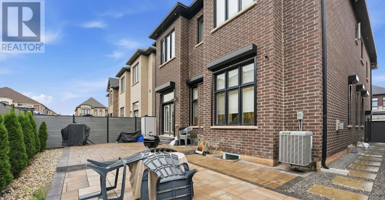 UPPER-1192 Stag Hollow, Oakville, ON, L6M 5M4 - 38
