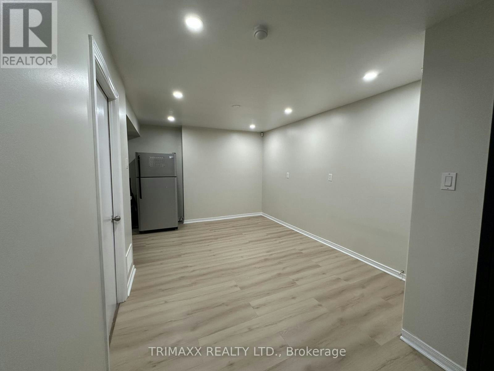 BSMT-93 Jeffcoat Drive, Toronto, ON, M9W 3B9 - 9