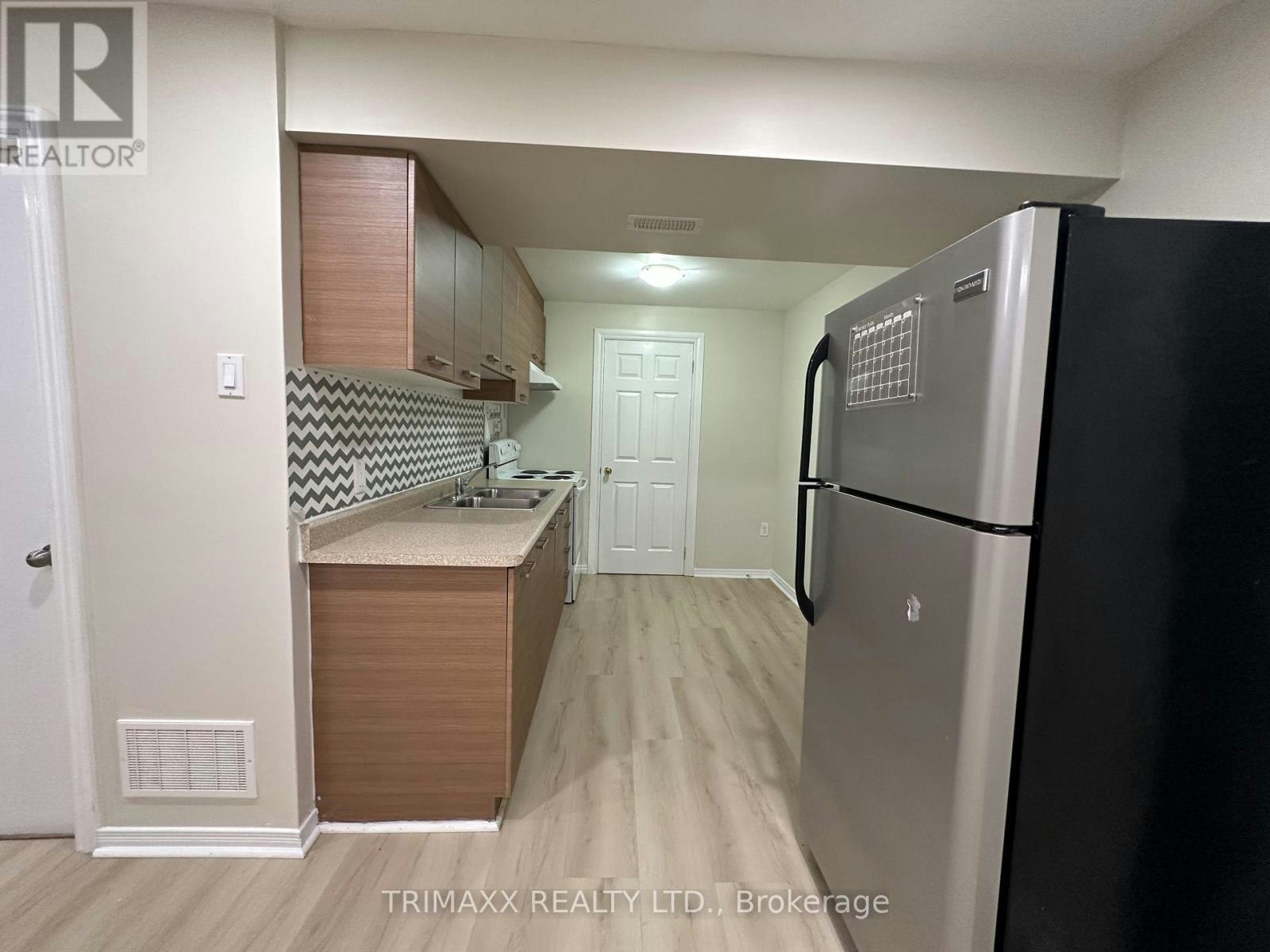 BSMT-93 Jeffcoat Drive, Toronto, ON, M9W 3B9 - 6