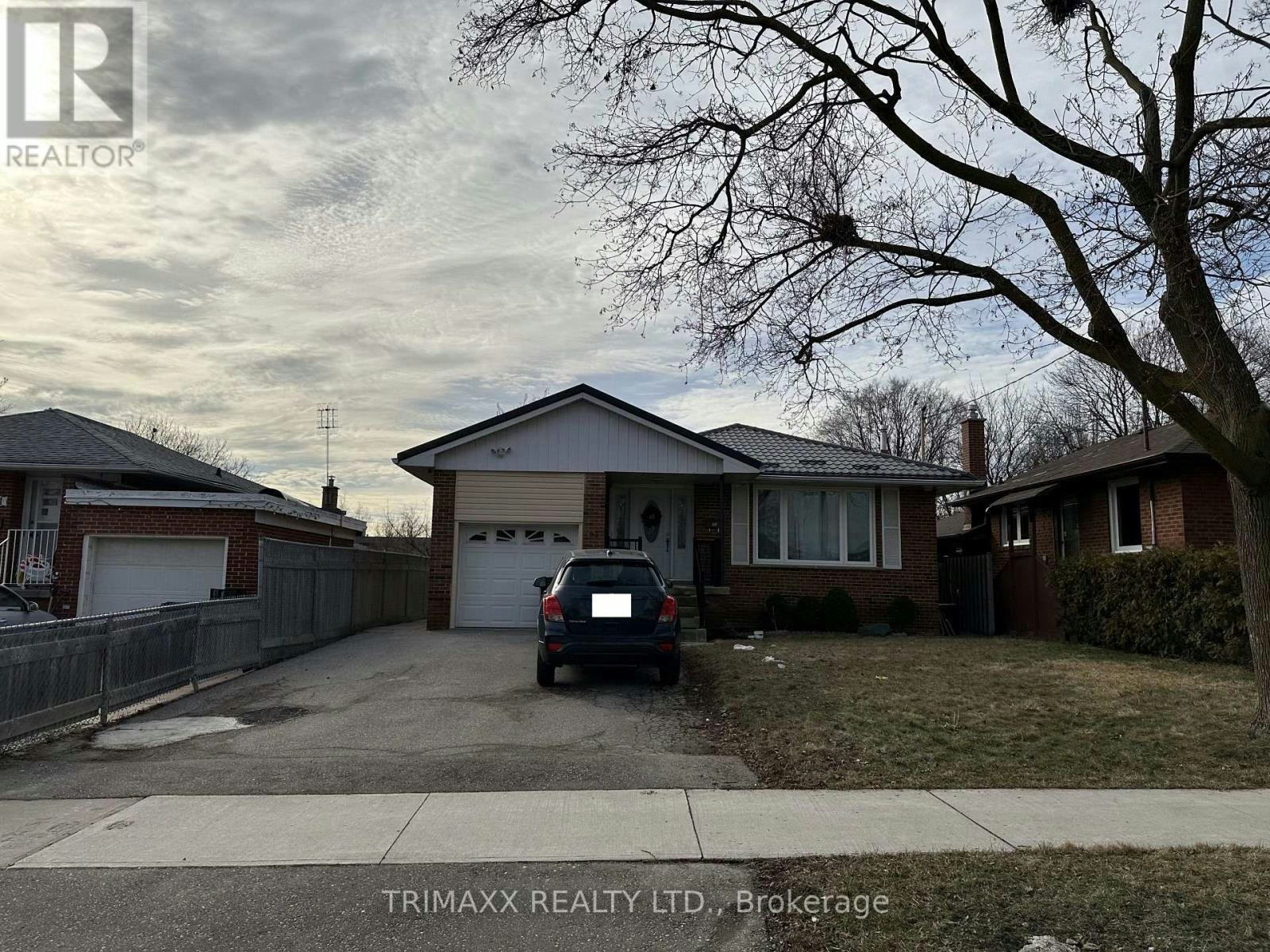 BSMT-93 Jeffcoat Drive, Toronto, ON, M9W 3B9