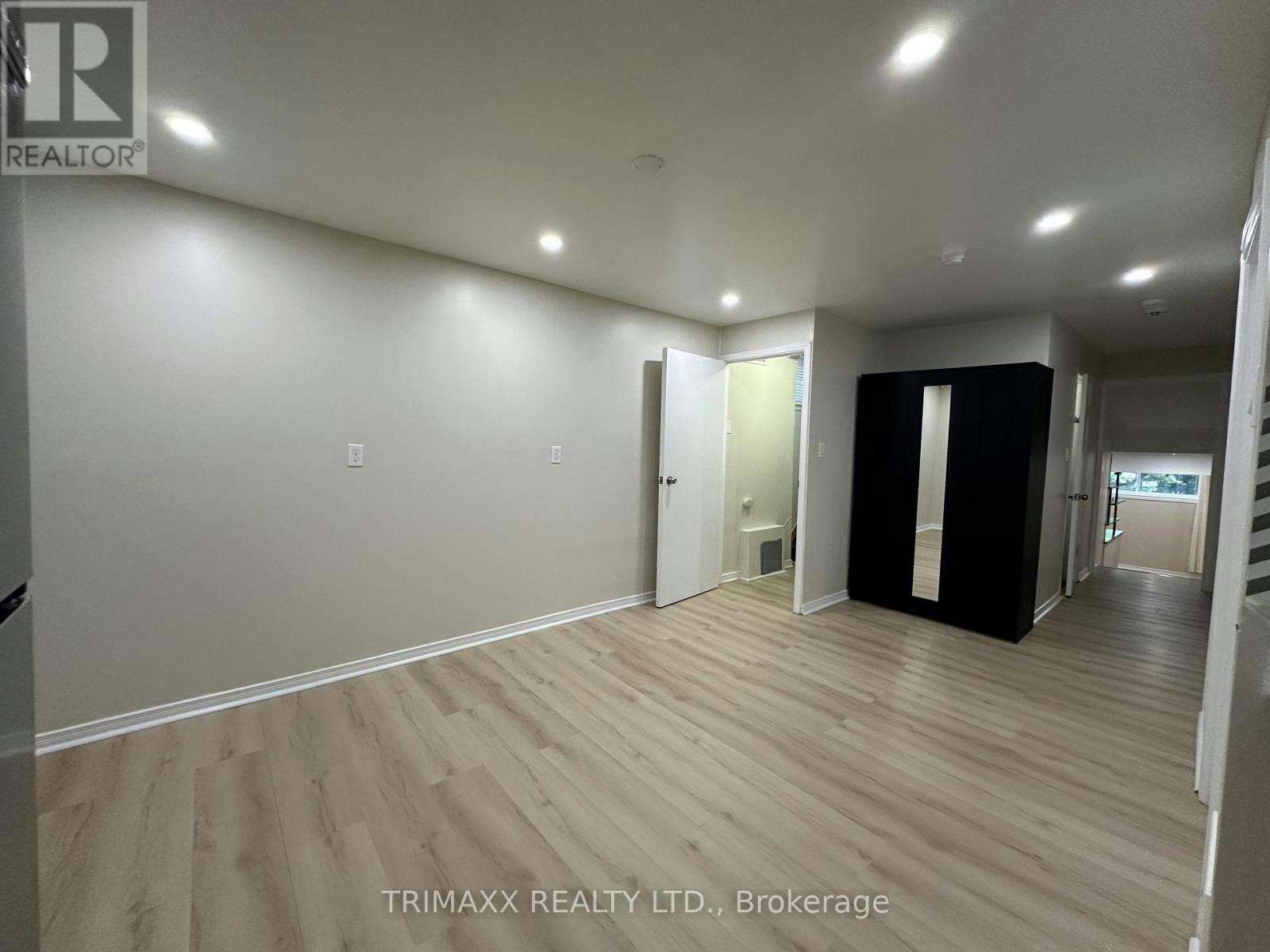 BSMT-93 Jeffcoat Drive, Toronto, ON, M9W 3B9 - 7