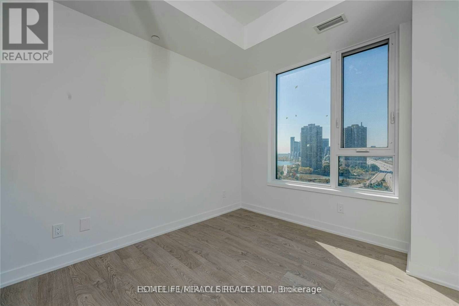 1928 Lakeshore Boulevard, Toronto, ON, M6S 1A1 - 21