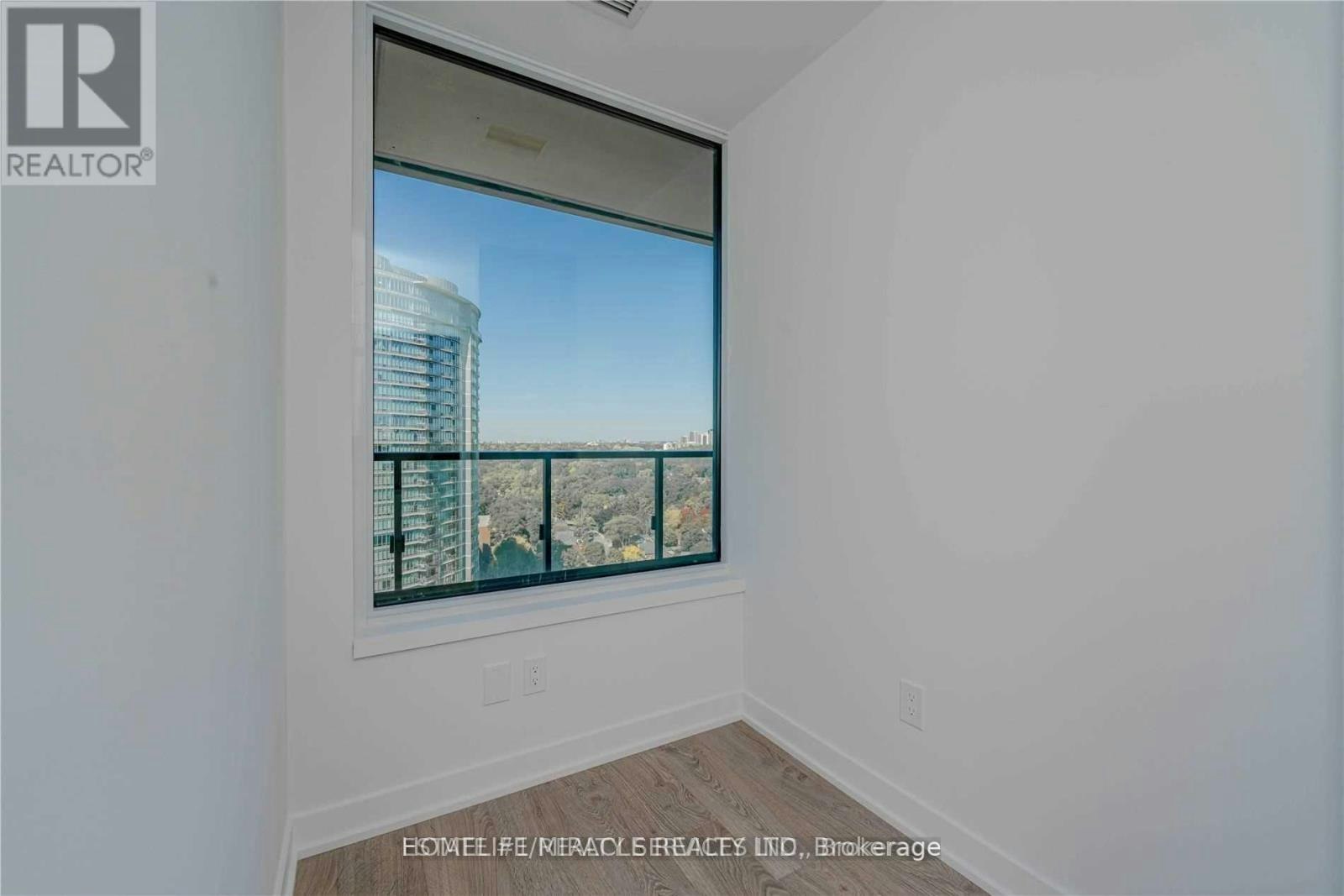 1928 Lakeshore Boulevard, Toronto, ON, M6S 1A1 - 19