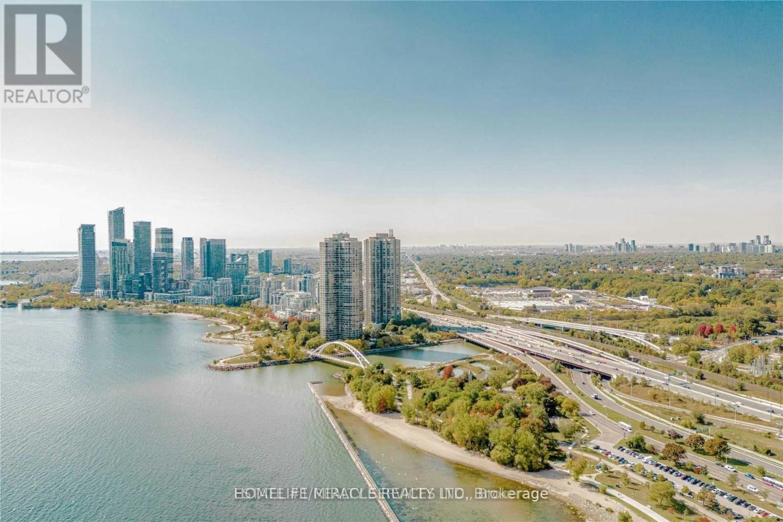 1928 Lakeshore Boulevard, Toronto, ON, M6S 1A1 - 36
