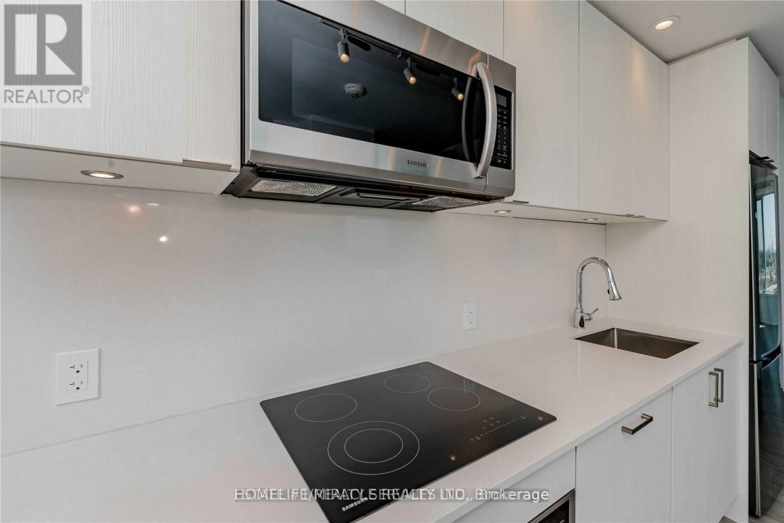 1928 Lakeshore Boulevard, Toronto, ON, M6S 1A1 - 15
