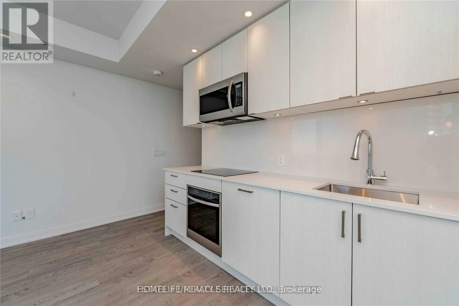 1928 Lakeshore Boulevard, Toronto, ON, M6S 1A1 - 16