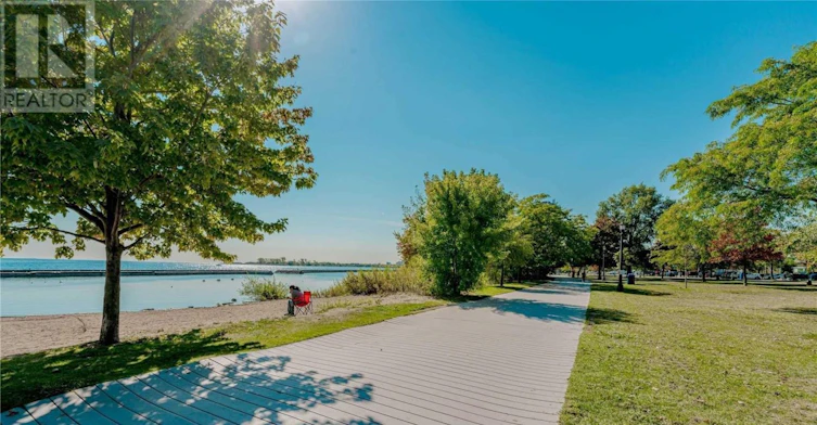 1928 Lakeshore Boulevard, Toronto, ON, M6S 1A1 - 31