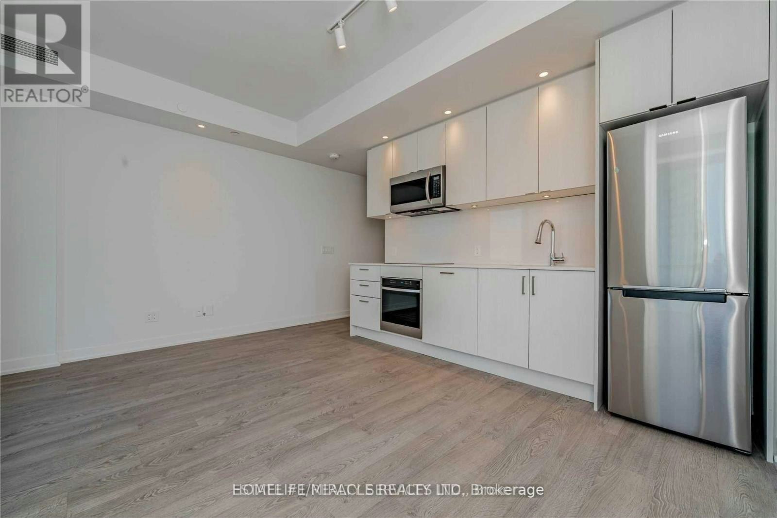 1928 Lakeshore Boulevard, Toronto, ON, M6S 1A1 - 11