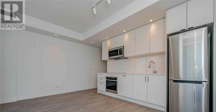 1928 Lakeshore Boulevard, Toronto, ON, M6S 1A1 - 11