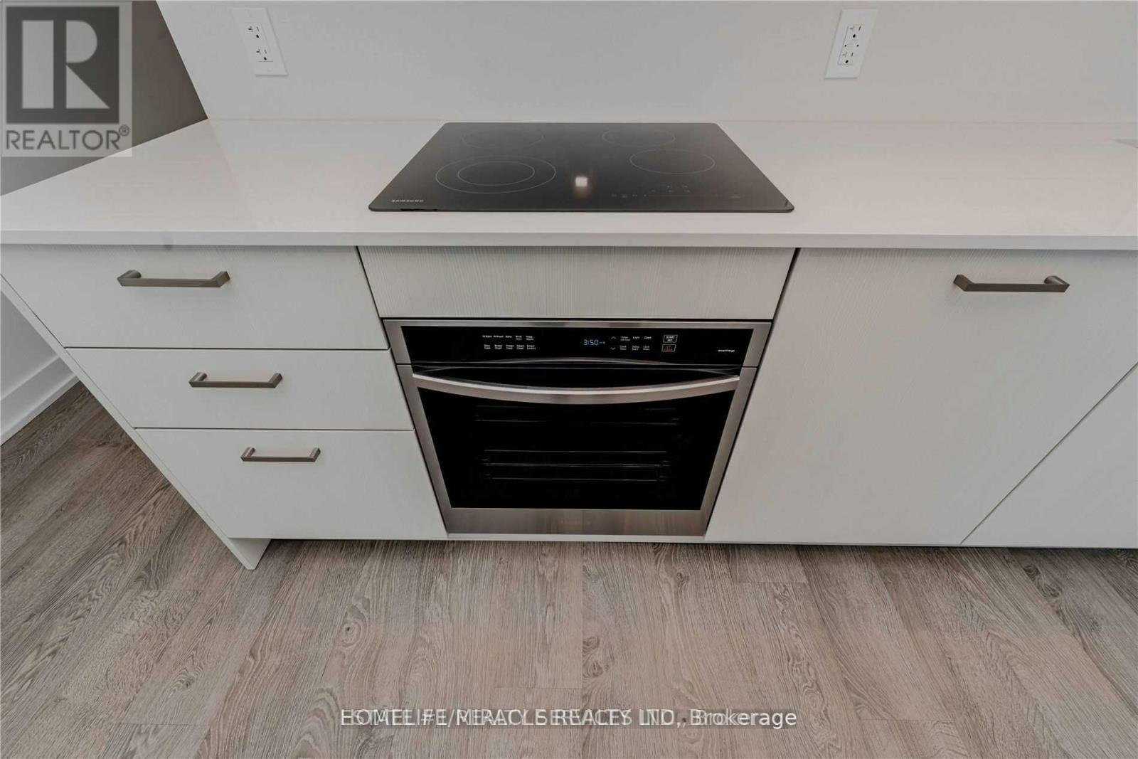1928 Lakeshore Boulevard, Toronto, ON, M6S 1A1 - 14
