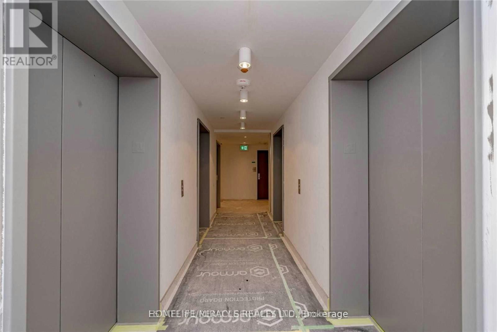 1928 Lakeshore Boulevard, Toronto, ON, M6S 1A1 - 5