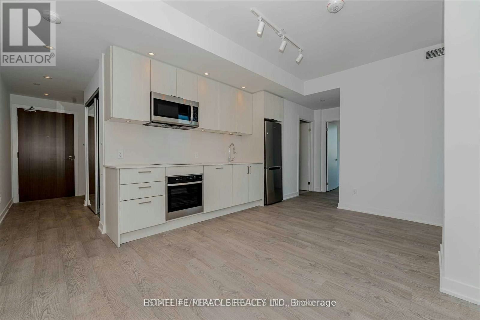 1928 Lakeshore Boulevard, Toronto, ON, M6S 1A1 - 9