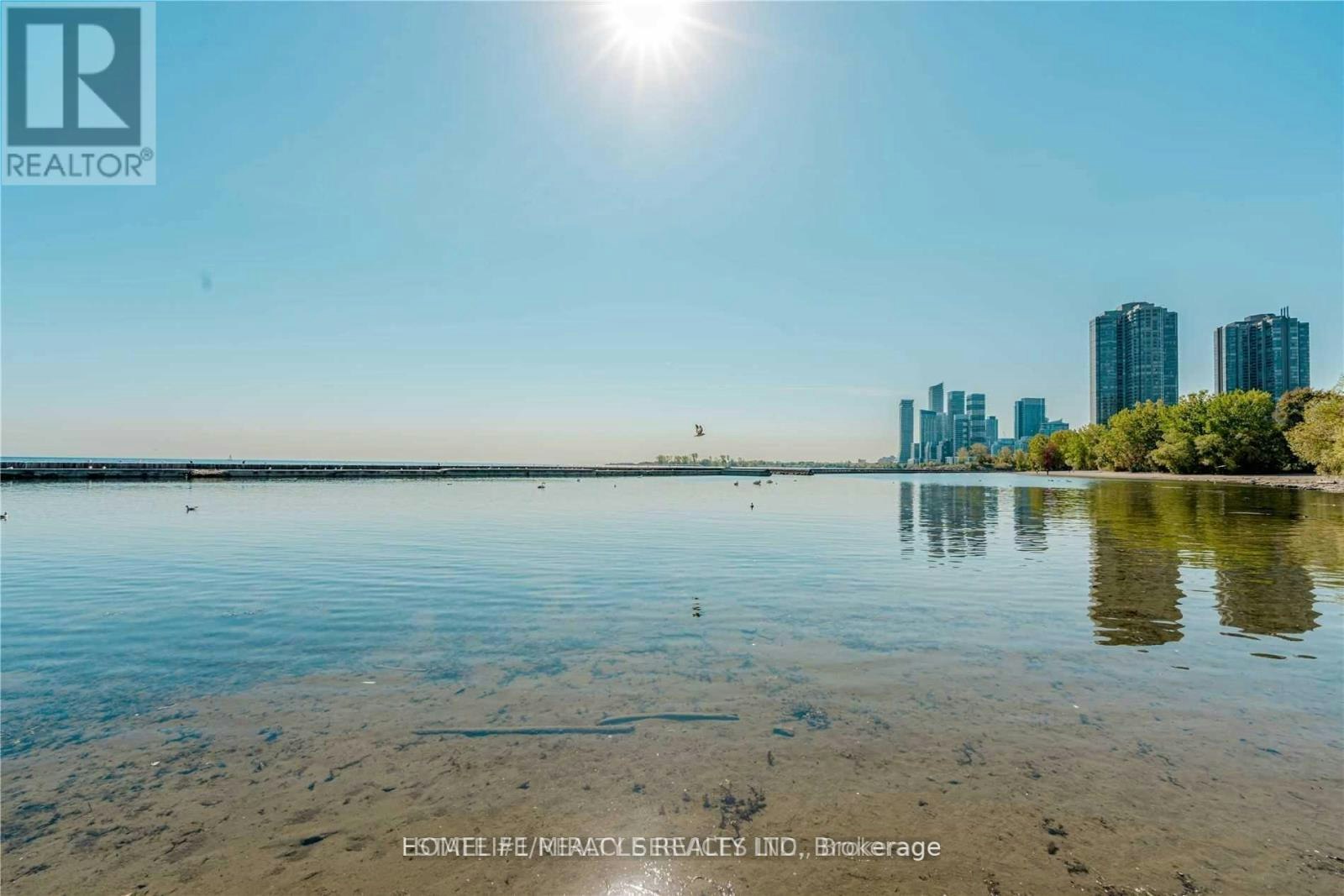 1928 Lakeshore Boulevard, Toronto, ON, M6S 1A1 - 32