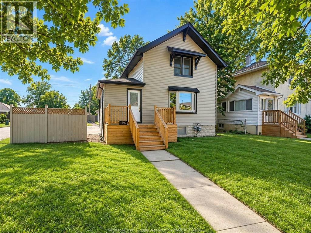 1597 Bruce, Windsor, ON, N8X 1Y1